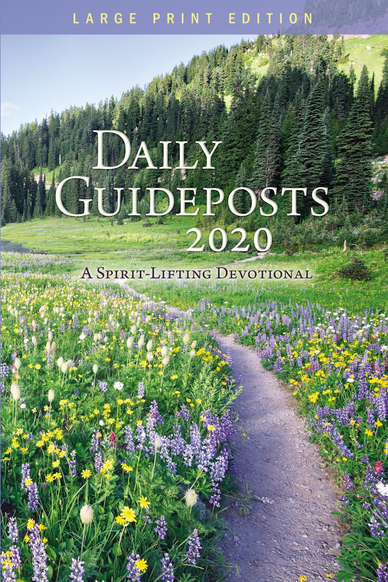 Daily Guideposts 2020 Large Print